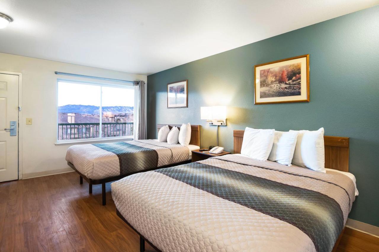 Hometowne Studios By Red Roof Colorado Springs - Airport Exteriör bild